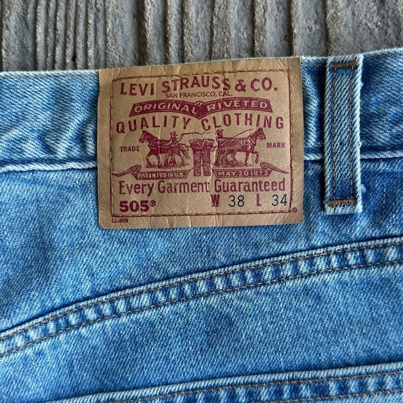 Vintage 90s Levi’s 505 Zip Fly Straight Leg Regular Fit Jeans Men 38 NWT Y2K - Picture 3 of 10